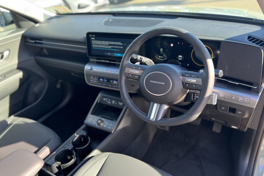 2025 Hyundai KONA SX2.V2 Hybrid Premium SUV Image 12