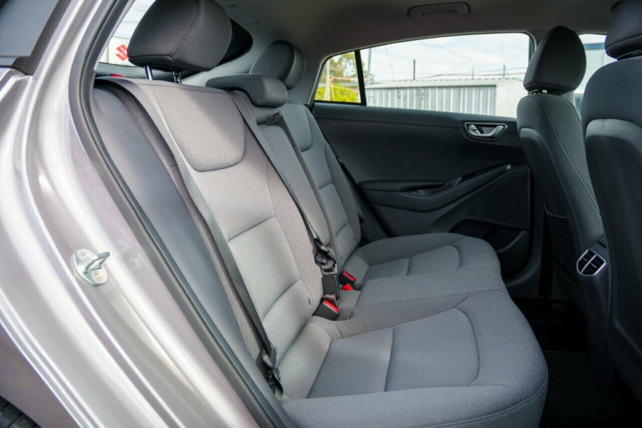 2022 Hyundai IONIQ AE.V4 Electric Elite Coupe Image 8