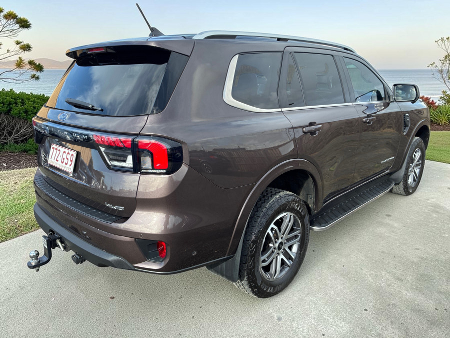 2023 MY23.5 Ford Everest UB Platinum SUV Image 3