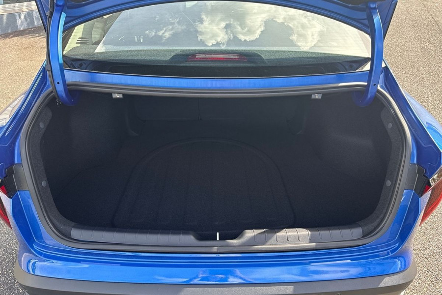 2025 Kia K4 CL4m S Sedan Image 19