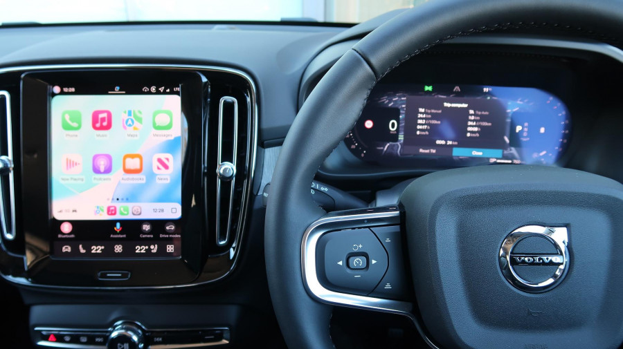 2025 MY26 Volvo XC40 XZ Plus B4 SUV Image 22
