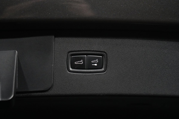 2023 Porsche Cayenne SUV