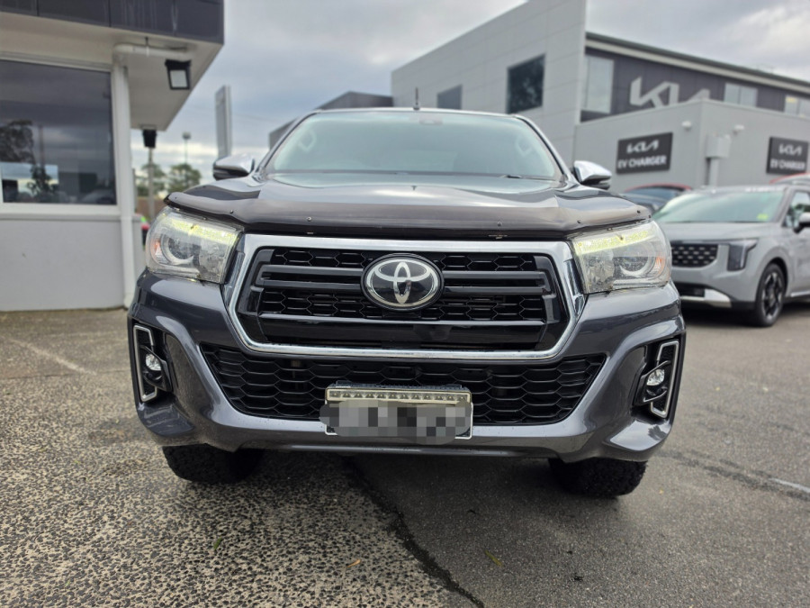 2019 Toyota HiLux  SR5 Dual Cab Ute Image 3