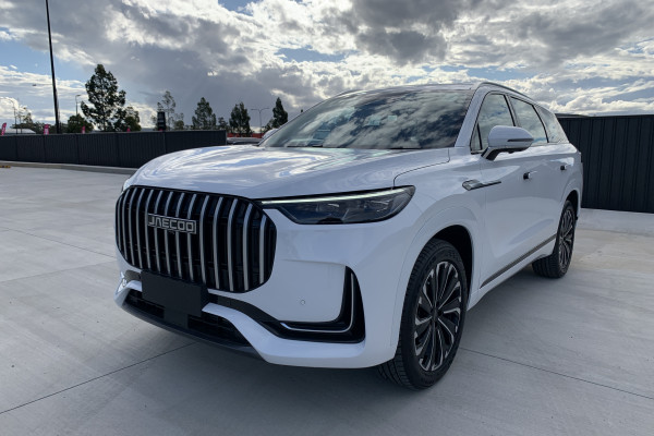 2025 Jaecoo J8 Track Wagon Image 3