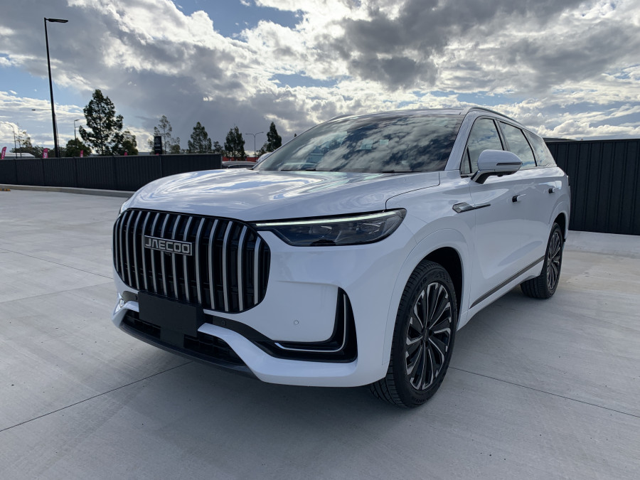 2025 Jaecoo J8 Track Wagon Image 3