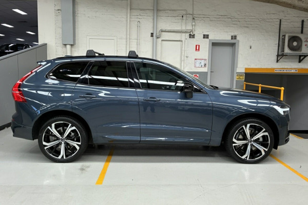 2022 MY23 Volvo XC60 UZ Recharge Ultimate T8 Plug-in Hybrid SUV Image 3