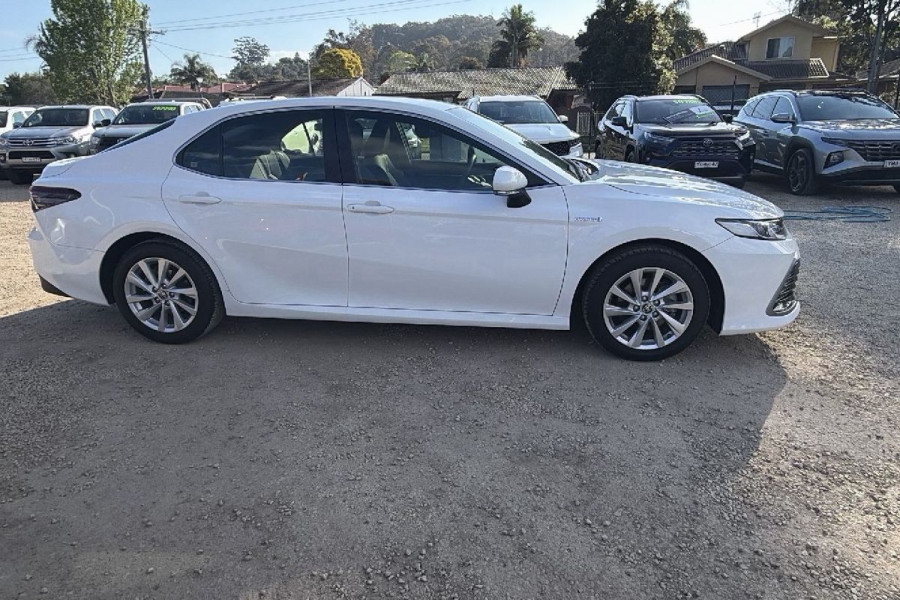 2024 Toyota Camry AXVH70R Ascent Sedan Image 2