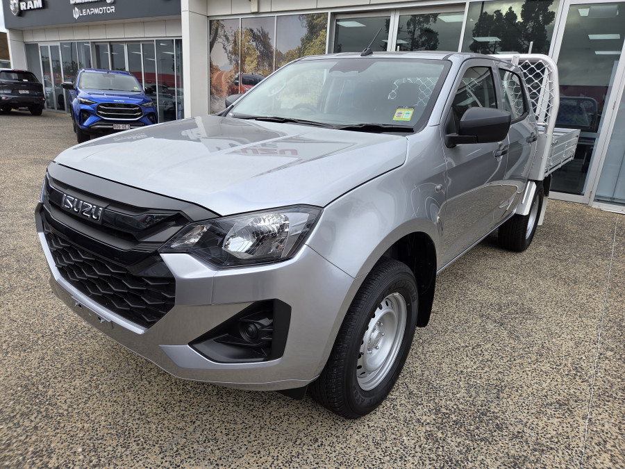 2025 MY25.5 Isuzu D-MAX RG SX Cab Chassis Image 7