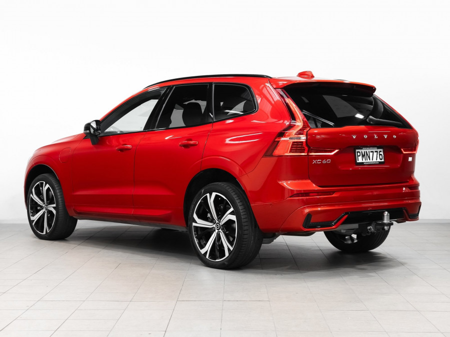 2022 Volvo XC60 UZ T8 Ultimate Recharge Plug in hybrid SUV Image 6