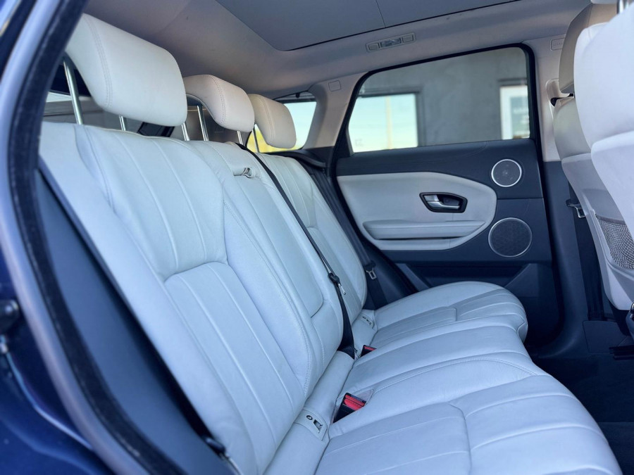 2016 MY16.5 Land Rover Range Rover Evoque L538 TD4 150 SE SUV Image 17