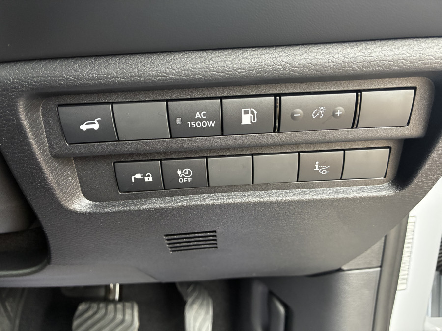 2025 MY24 Mitsubishi Outlander ZM PHEV GSR SUV Image 19