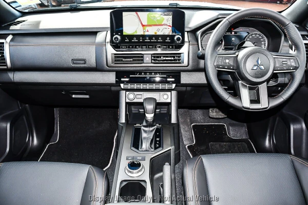 2026 Mitsubishi Triton MV Raider Ute Image 6
