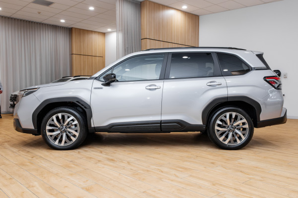 2025 MY26 Subaru Forester S6 Hybrid Touring SUV image 3