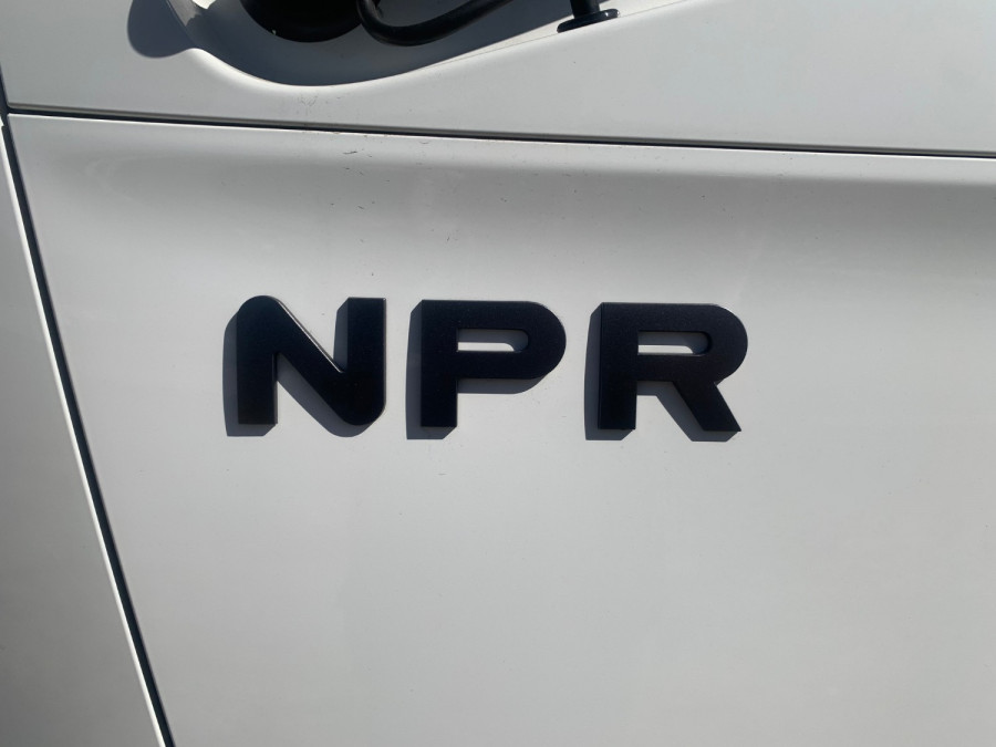 2026 Isuzu NPR Cab Chassis Image 7