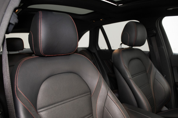2022 Mercedes-Benz GLC-Class GLC300 SUV Image 4
