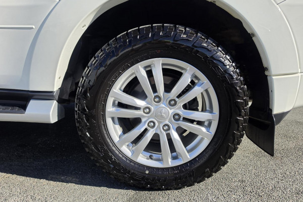 2021 MY22 Mitsubishi Pajero NX GLS SUV Image 11