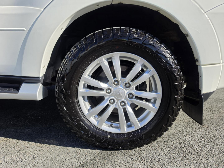 2021 MY22 Mitsubishi Pajero NX GLS SUV Image 11