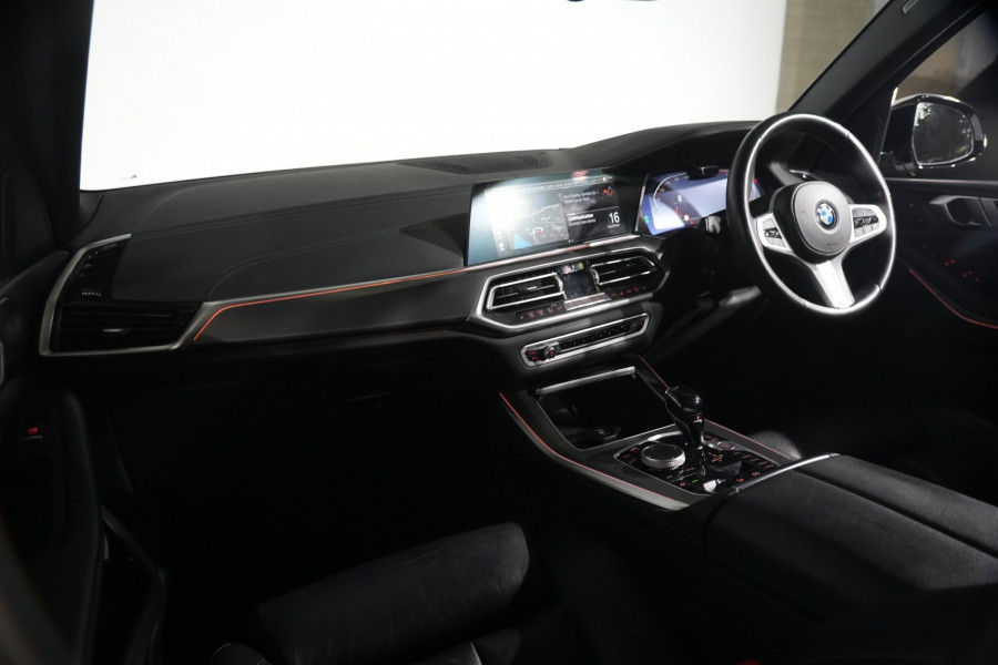 2020 BMW X5 xDrive30d SUV Image 13