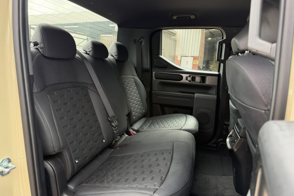 2025 MY26 Kia Tasman TK SX+ Ute Image 12