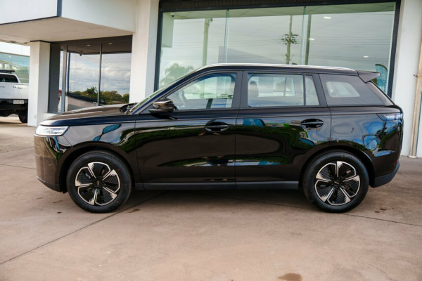 2026 Jaecoo J5  EV Summit SUV Image 4