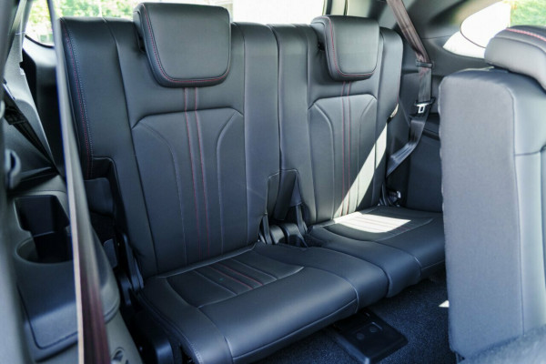 2026 MY25.5 Isuzu MU-X RJ X-TERRAIN SUV Image 11