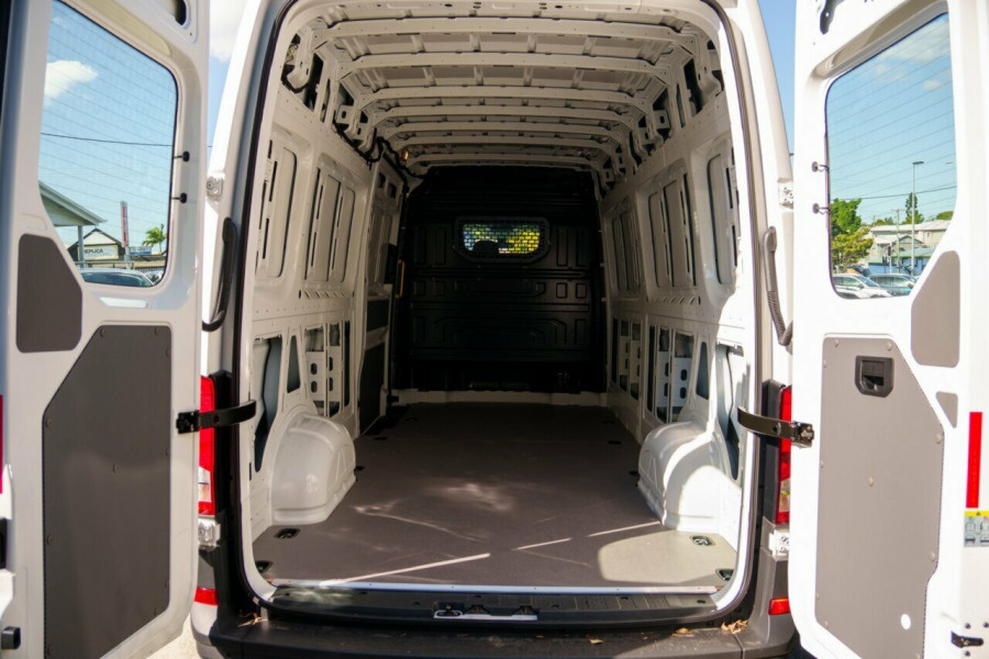2026 Volkswagen Crafter SY1 Van LWB High Roof Van Image 5