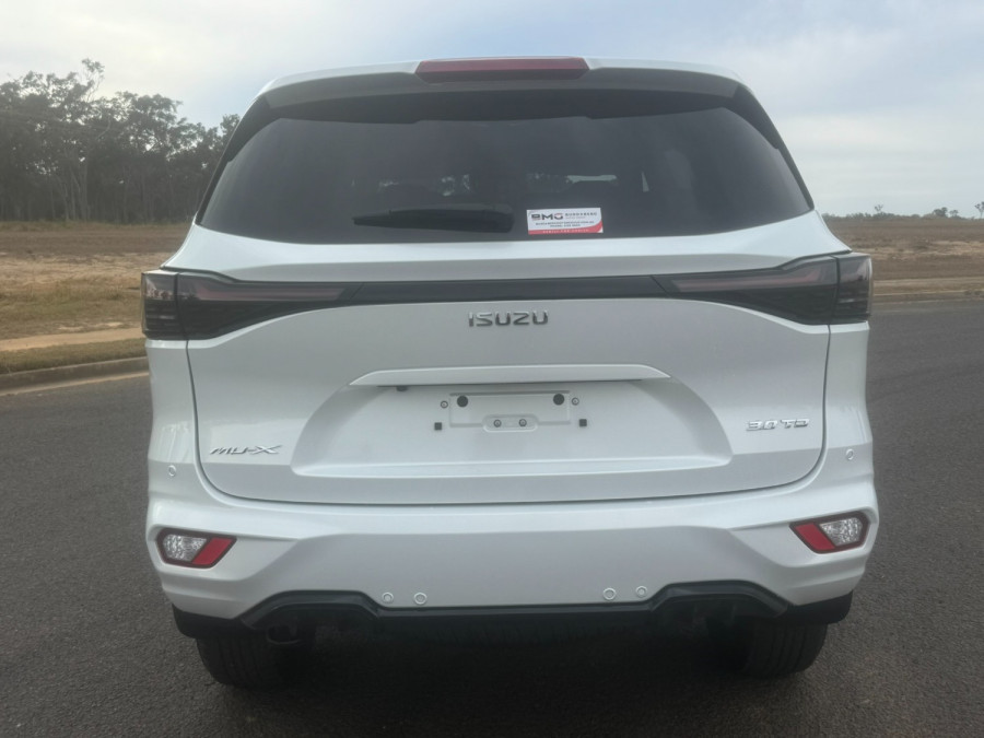 2026 Isuzu MU-X RJ LS-U SUV Image 4