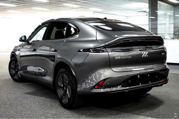 2026 MG IM6 S12L Premium Wagon Image 4