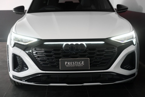 2024 Audi SQ8  GE e-tron SUV Image 19