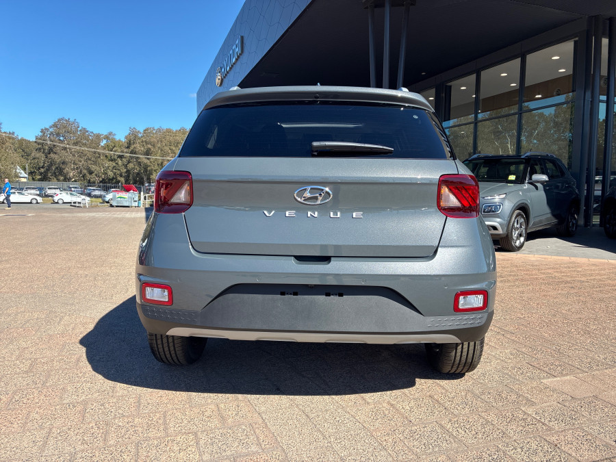 2026 Hyundai Venue QX.V5 Elite SUV Image 5