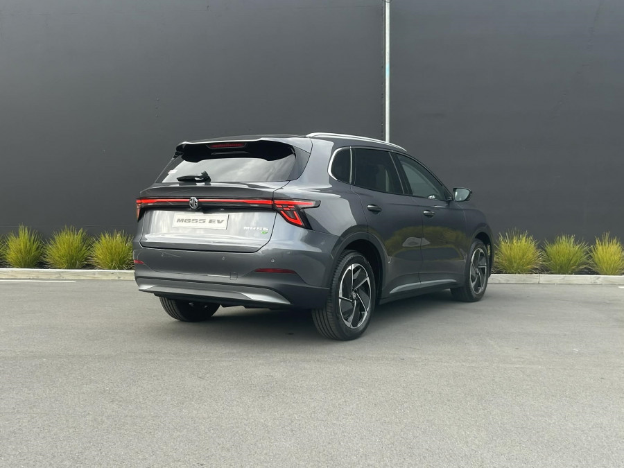 2026 MG MGS5 EV Essence 49 SUV Image 3