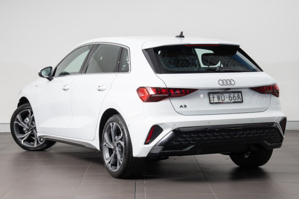 2026 Audi A3 GY TFSI 110kW S line Hatch image 25