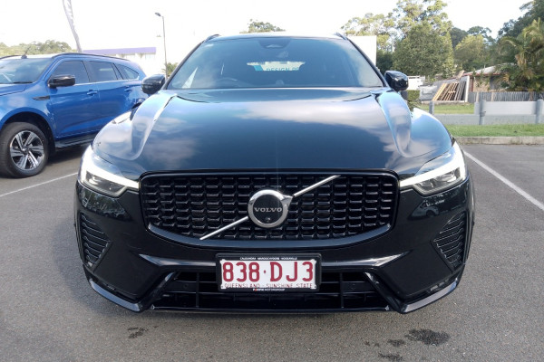 2021 MY22 Volvo XC60 UZ B6 R-Design SUV Image 3