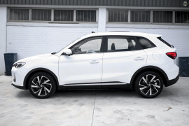 2025 MG ZS ZS32 Essence Turbo SUV