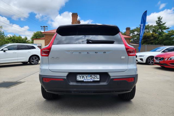 2020 MY21 Volvo XC40 XZ Recharge Plug-In Hybrid SUV Image 4