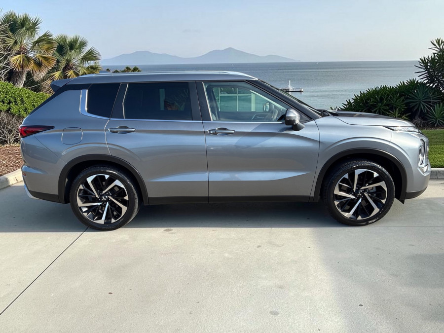 2022 Mitsubishi Outlander ZM Aspire SUV Image 2