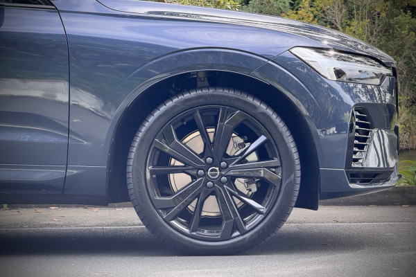 2026 Volvo XC60 UZ Black Edition SUV Image 6