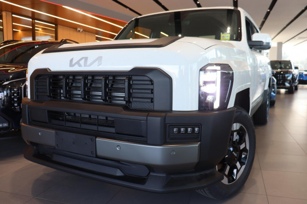 2025 MY26 Kia Tasman TK SX+ Ute Image 1