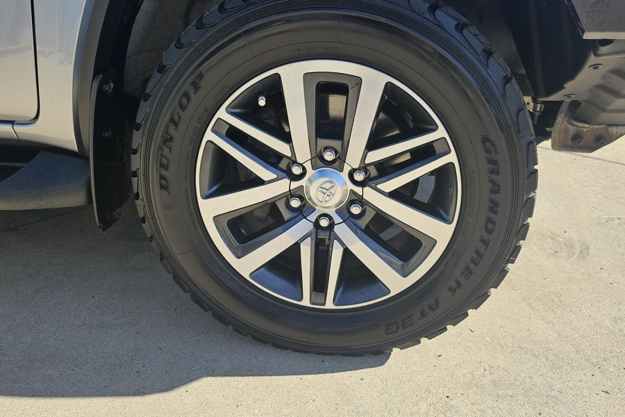 2017 Toyota Fortuner GUN156R Crusade SUV Image 27