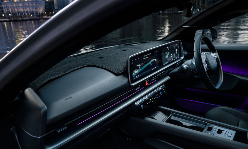 Dash mat