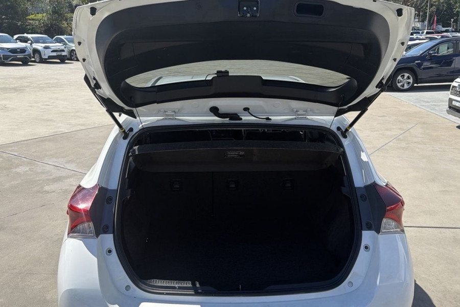 2017 Toyota Corolla ZRE182R Ascent Sport Hatch Image 19