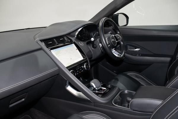 2021 Jaguar E-PACE P250 R-Dynamic S SUV image 24