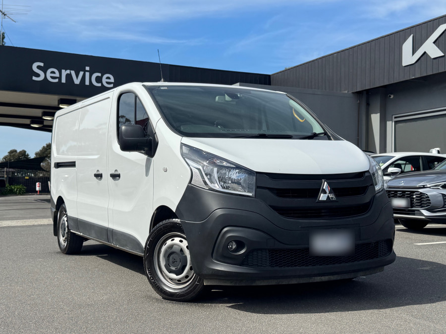 2022 Mitsubishi Express SN GLX+ Van Image 1
