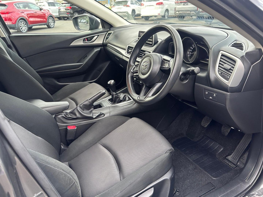 2016 Mazda 3 BM5478 Neo Hatch Image 11