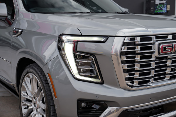 2025 GMC Yukon  Denali Wagon Image 3