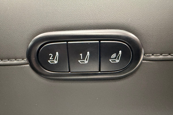 2026 Hyundai Palisade Calligraphy Black Ink SUV Image 25