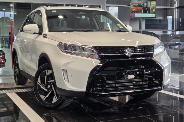 2026 Suzuki Vitara  Turbo Hybrid SUV