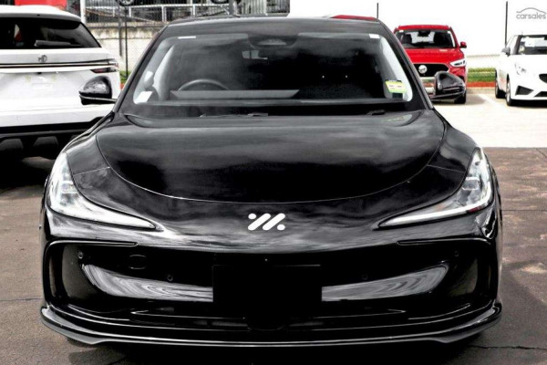 2026 MG IM5 P12L Performance Hatch Image 2