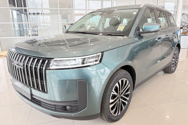 2026 Jaecoo J5  Summit SUV