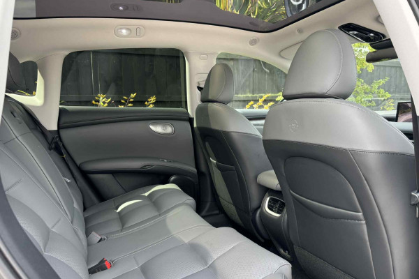 2026 MY25 MG IM6 S12L Premium SUV Image 14